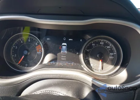 2018 Jeep Cherokee Trailhawk 4X4 from USA, damaged, VIN 1C4PJMBB0JD548009